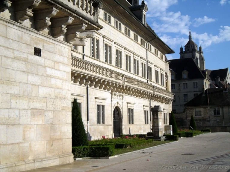 L’ancien hôtel-Dieu