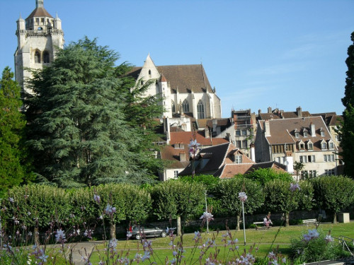 19-la-collegiale-Notre-Dame-vue-du-port